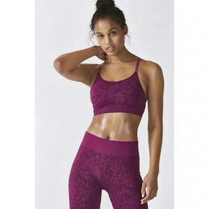 Fabletics Samana Seamless Sports Bra